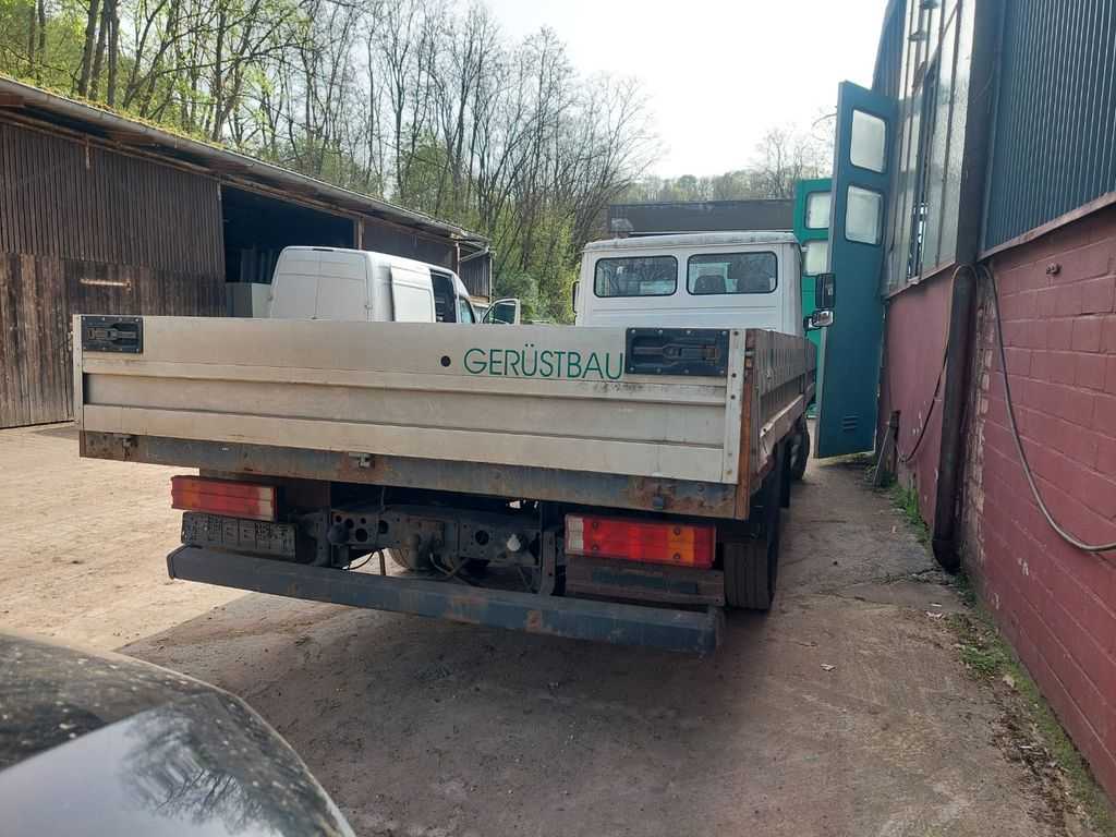 Mercedes-Benz Vario- Photo 10